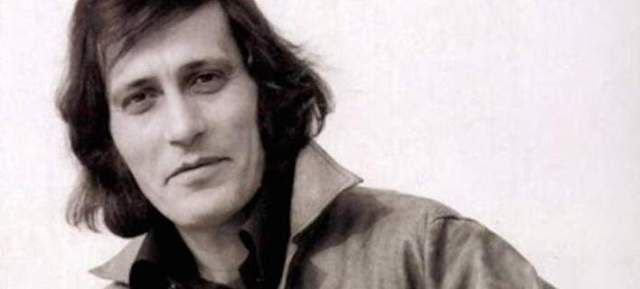 Πέθανε ο τραγουδιστής Γιάννης Καλατζής