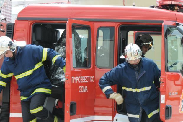 Πυρκαγιά σε αυτοκίνητο στην Ηλιούπολη.