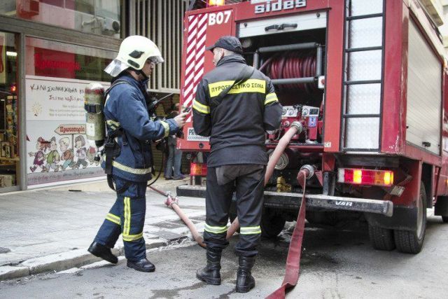 Πυρκαγιά σε κτήριο στον Νέο Κόσμο