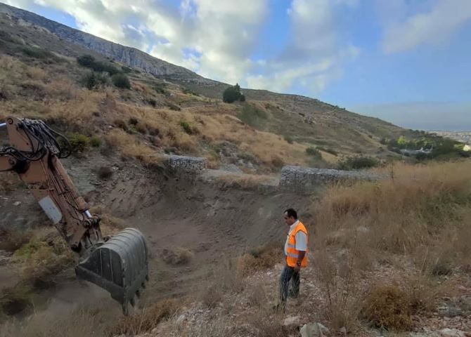 Ασπίδα αντιπλημμυρικής προστασίας στον Υμηττό από τον ΣΠΑΥ για δεύτερη μέρα