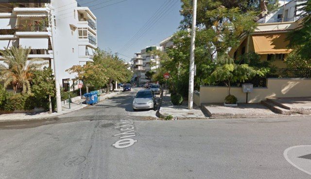 Θανατηφόρο τροχαίο πριν από λίγη ώρα στην Ηλιούπολη. ''Έσβησε'' στα χέρια της μάνας του.