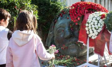 Η Πρωτοβάθμια Σχολική Επιτροπή τιμά το Πολυτεχνείο με ''συνεδρίαση'' στις 17.11.2020