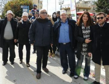 Τα έχουμε λύσει όλα και έχουμε και έτοιμη πίστωση 9.000 ευρώ για το Καρναβάλι στην Ηλιούπολη.